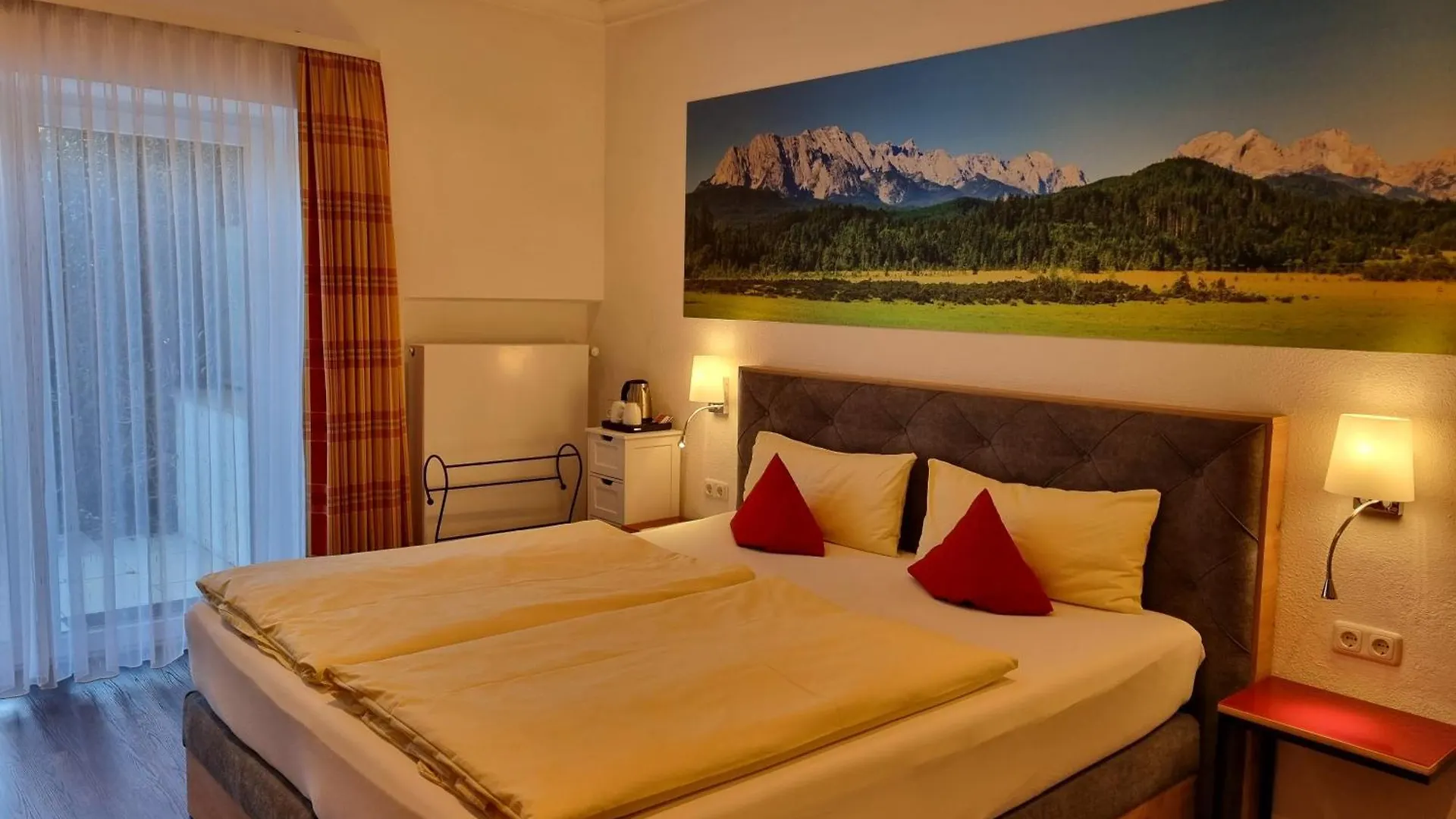 Aparthotel Hilleprandt - Adults Only Garmisch-Partenkirchen 3*,  Deutschland